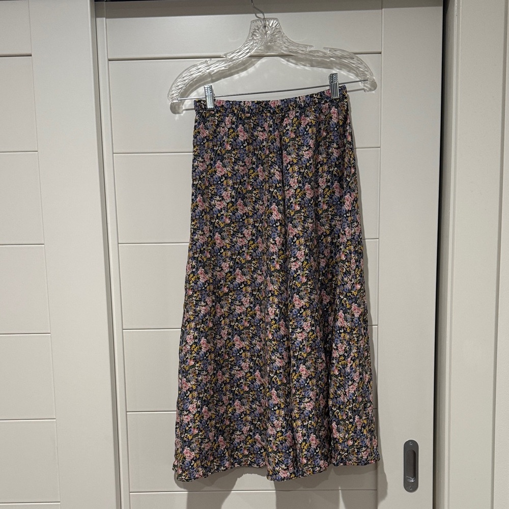 Zara Black Floral A-Line Skirt